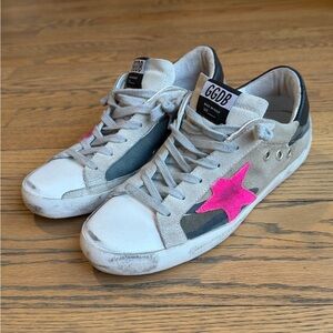 NWOT Golden Goose Superstar Sneakers Pink Star Size EU 33 Designer Shoes